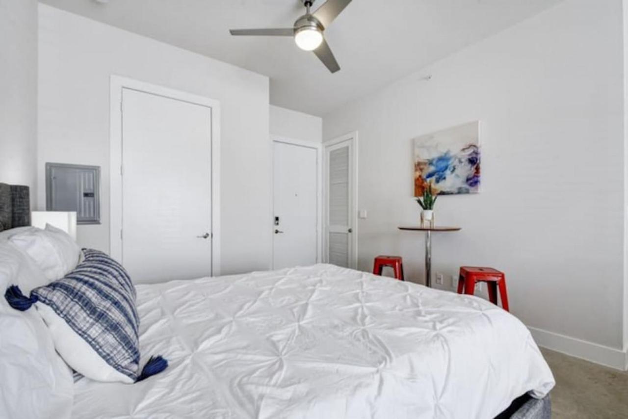 Vibrant Downtown Studio Wifi Pool Gym San Antonio Bagian luar foto