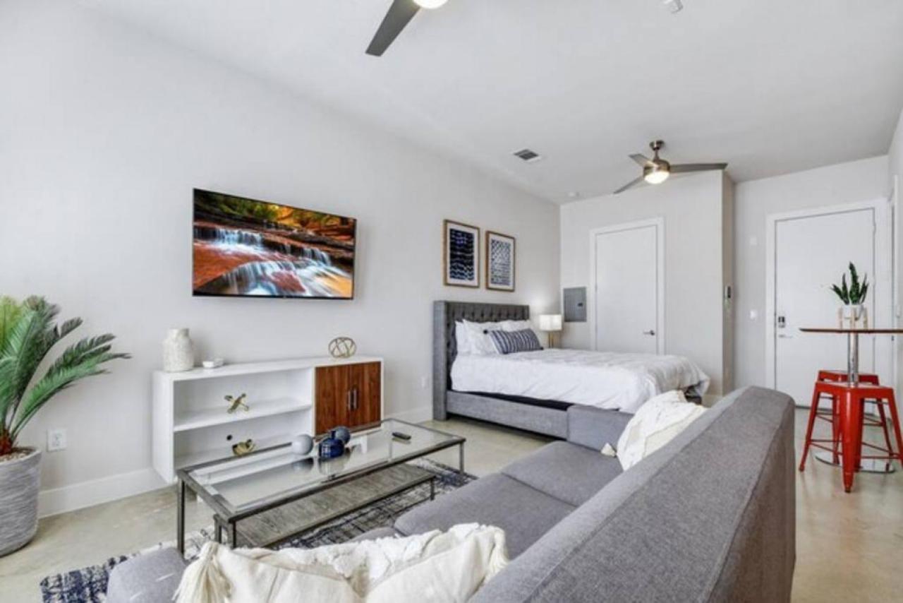 Vibrant Downtown Studio Wifi Pool Gym San Antonio Bagian luar foto